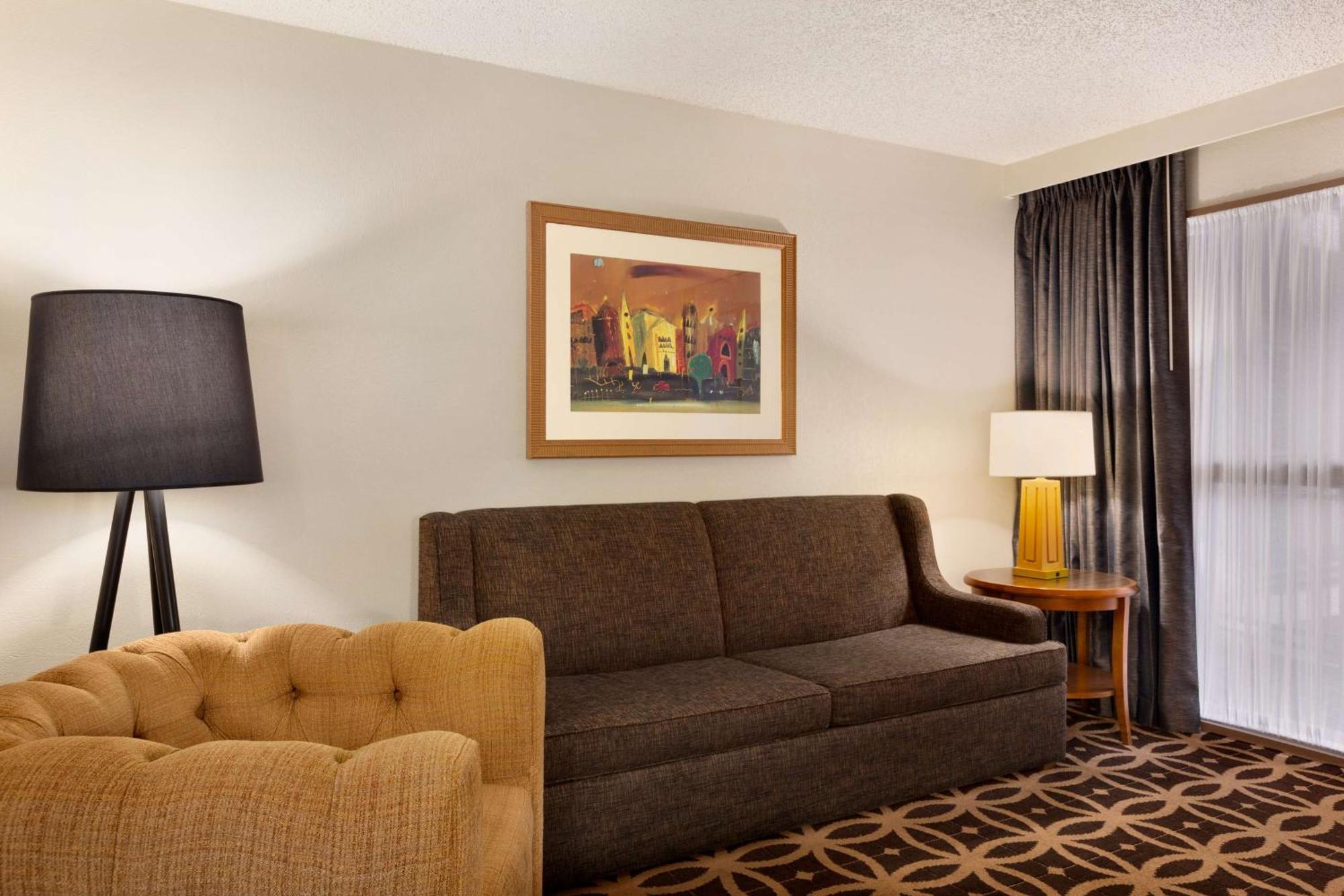 Embassy Suites Dallas - Dfw International Airport South Ирвинг Экстерьер фото